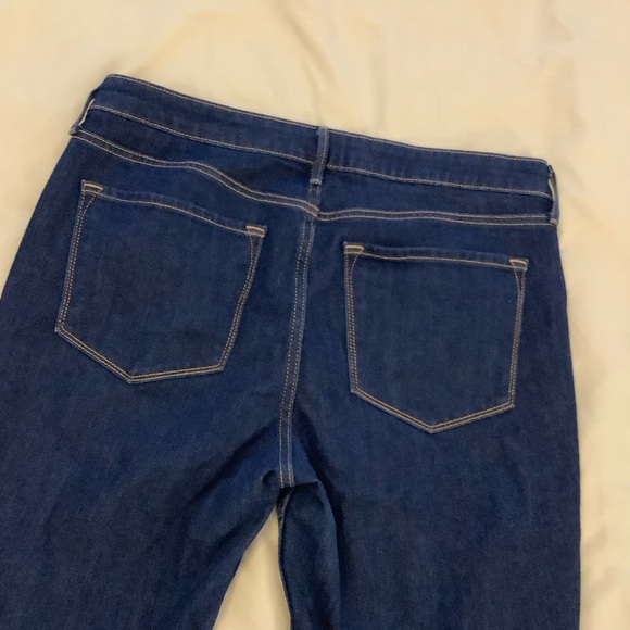 Three pair of ladies jeans - selling as one lot Old Navy, Brooks Brothers - Picture 4 of 9